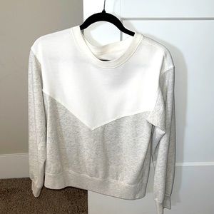 Soft A&F sweatshirt two toned white and gray